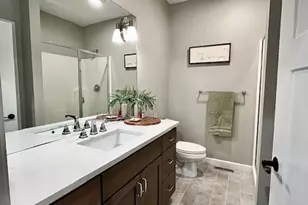 413 Moore St, Clifton, IL 61727 - Photo 23