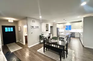 413 Moore St, Clifton, IL 61727 - Photo 5