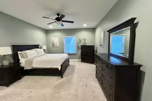 413 Moore St, Clifton, IL 61727 - Photo 21