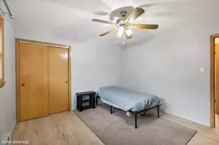 6845 W Leland Ave, Harwood Heights, IL 60706 - Photo 5