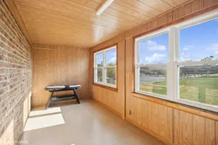 6845 W Leland Ave, Harwood Heights, IL 60706 - Photo 11