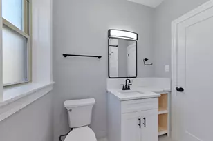 5439 N Campbell Ave, Chicago, IL 60625 - Photo 7