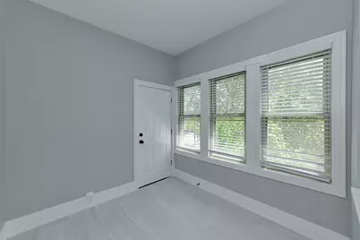 5439 N Campbell Avenue #3, Chicago, IL 60625 - Photo 13