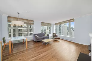 25 E Superior St, Chicago, IL 60611 - Photo 3