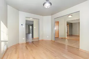 [Address not provided], New Lenox, IL 60451 - Photo 9