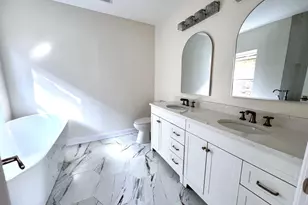 5320 W Ohio St, Chicago, IL 60644 - Photo 17