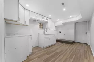 736 N Sawyer Ave, Chicago, IL 60624 - Photo 23