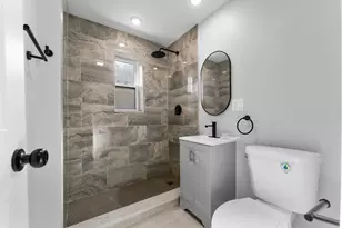 736 N Sawyer Ave, Chicago, IL 60624 - Photo 17