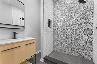 736 N Sawyer Avenue, Chicago, IL 60624 - Photo 9