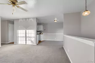 111 Brookwood Ct, Vernon Hills, IL 60061 - Photo 3