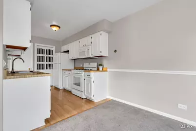 111 Brookwood Court #111, Vernon Hills, IL 60061 - Photo 7