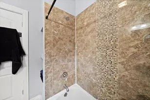 3315 W 60th Pl, Chicago, IL 60629 - Photo 9