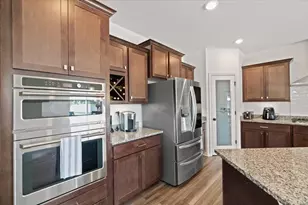 28609 Augusta Ln, Lakemoor, IL 60051 - Photo 9