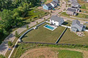 28609 Augusta Ln, Lakemoor, IL 60051 - Photo 3