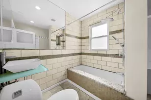 7515 W Douglas Ave, Summit, IL 60501 - Photo 9