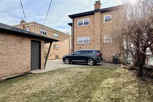 7238 W Crain St, Niles, IL 60714 - Photo 11