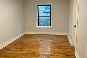 2308 W Farwell Ave, Chicago, IL 60645 - Photo 7