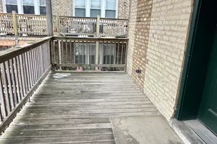 2308 W Farwell Ave, Chicago, IL 60645 - Photo 17