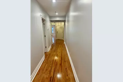 2308 W Farwell Avenue #3E, Chicago, IL 60645 - Photo 9