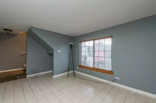 341 W Treehouse Ln, Round Lake, IL 60073 - Photo 21