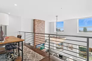 545 N Dearborn St, Chicago, IL 60654 - Photo 19