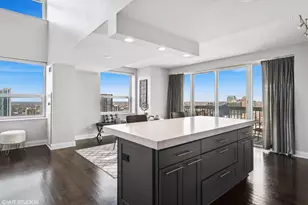 545 N Dearborn St, Chicago, IL 60654 - Photo 13