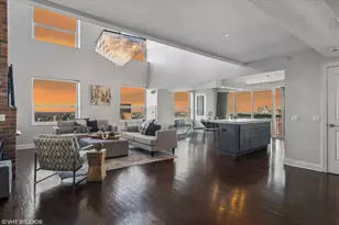 545 N Dearborn St, Chicago, IL 60654 - Photo 37