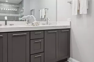 545 N Dearborn St, Chicago, IL 60654 - Photo 23