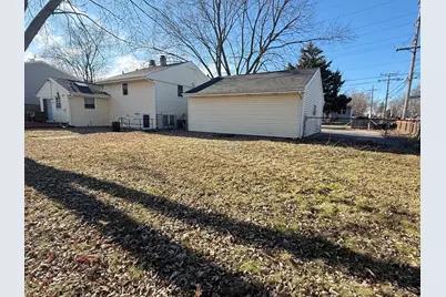 1115 Lotus Drive, Round Lake Beach, IL 60073 - Photo 27