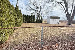 1115 Lotus Dr, Round Lake Beach, IL 60073 - Photo 13