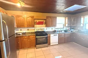 1115 Lotus Dr, Round Lake Beach, IL 60073 - Photo 9