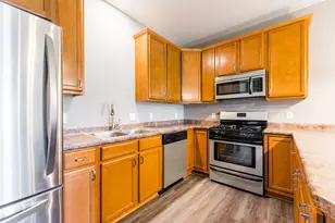 2368 Concord Dr, Sycamore, IL 60178 - Photo 7