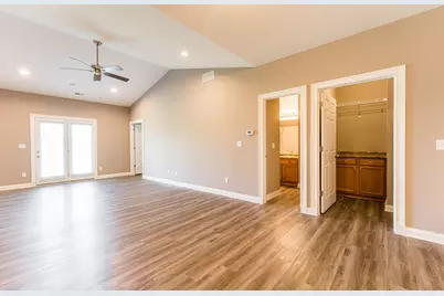 2368 Concord Drive #2368, Sycamore, IL 60178 - Photo 9