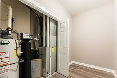 2368 Concord Drive #2368, Sycamore, IL 60178 - Photo 3