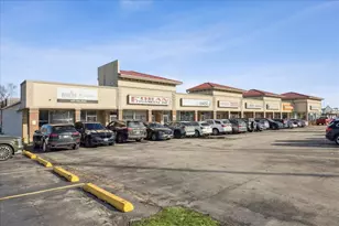 1717 N Rand Rd, Palatine, IL 60074 - Photo 1