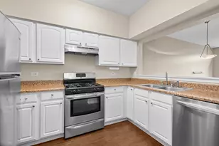 1889 Stoneheather Ave, Aurora, IL 60503 - Photo 15