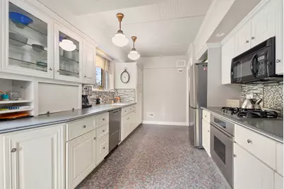 9305 S Hoyne Avenue, Chicago, IL 60643 - Photo 15