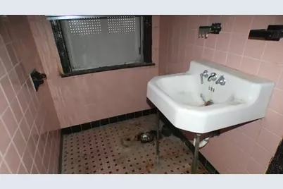 7842 S Seeley Avenue, Chicago, IL 60620 - Photo 21