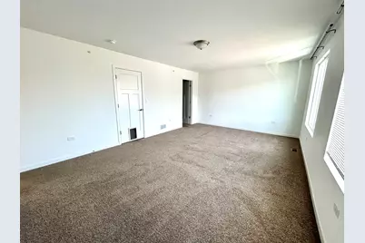 1123 Gillespie Lane #1123, Yorkville, IL 60560 - Photo 9