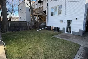 1048 W Marquette Rd, Chicago, IL 60621 - Photo 13