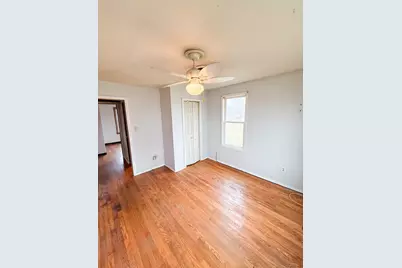 195 S Douglas Avenue, Bradley, IL 60915 - Photo 15