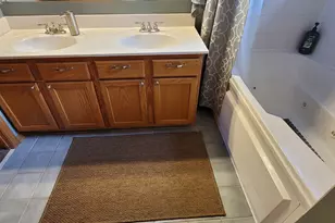 5716 Breezeland Rd, Carpentersville, IL 60110 - Photo 29