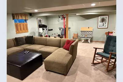 5716 Breezeland Road, Carpentersville, IL 60110 - Photo 49