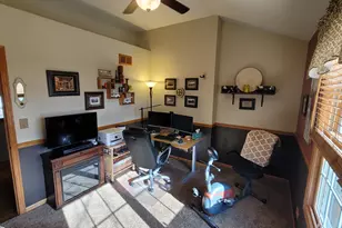 5716 Breezeland Rd, Carpentersville, IL 60110 - Photo 37