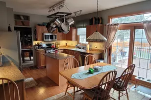 5716 Breezeland Rd, Carpentersville, IL 60110 - Photo 9