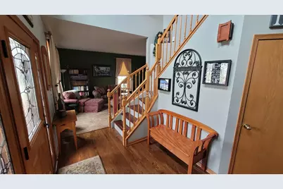 5716 Breezeland Road, Carpentersville, IL 60110 - Photo 3