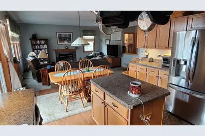 5716 Breezeland Road, Carpentersville, IL 60110 - Photo 13