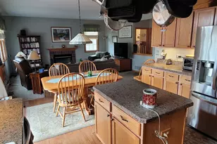 5716 Breezeland Rd, Carpentersville, IL 60110 - Photo 13