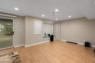 449 Vaughn Cir, Aurora, IL 60502 - Photo 15