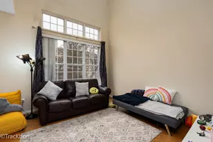 449 Vaughn Cir, Aurora, IL 60502 - Photo 3